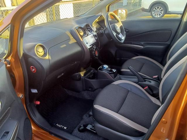 ノート ｅ－パワー　メダリスト　日産オリジナルナビ取付パッケージ／標準仕様２／標準仕様３／標準仕様４／インテリアラモニ＋スマート・ルームミラー＋ヒーターミラー＋踏違防止＋フロント＆バックソナー（17枚目）