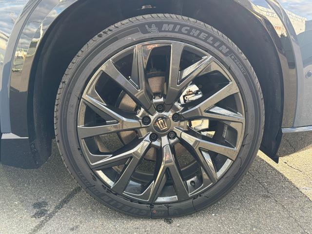 �^�C���̍a���S�ւƂ��܂��܂��c���Ă���܂��B