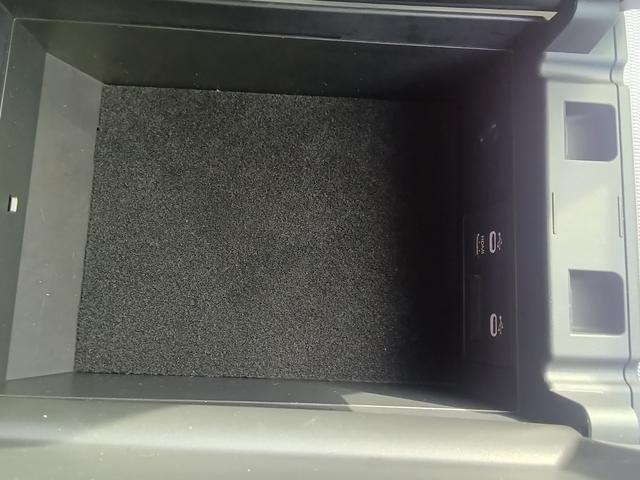 �^�]�ȃA�[�����X�g���t�r�a�b�[�q