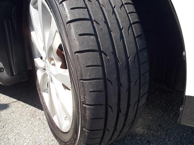 スイフト スポーツ　後期型　５ＭＴ　メモリーナビ　地デジＴＶ　１６インチアルミホイール　ドアミラーウインカー　スマートキー　ＥＴＣ　盗難防止システム　２０２３年製タイヤ／２０２４年製バッテリィー　禁煙車（18枚目）