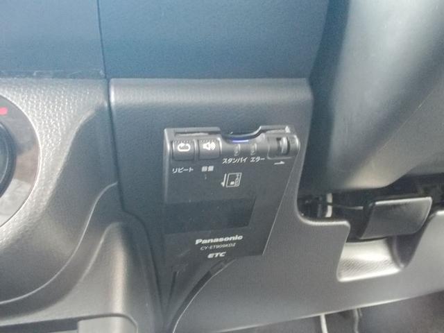 スイフト スポーツ　後期型　５ＭＴ　メモリーナビ　地デジＴＶ　１６インチアルミホイール　ドアミラーウインカー　スマートキー　ＥＴＣ　盗難防止システム　２０２３年製タイヤ／２０２４年製バッテリィー　禁煙車（27枚目）