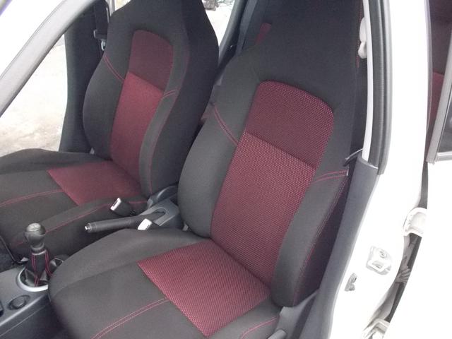 スイフト スポーツ　後期型　５ＭＴ　メモリーナビ　地デジＴＶ　１６インチアルミホイール　ドアミラーウインカー　スマートキー　ＥＴＣ　盗難防止システム　２０２３年製タイヤ／２０２４年製バッテリィー　禁煙車（31枚目）