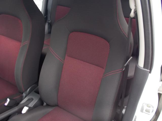 スイフト スポーツ　後期型　５ＭＴ　メモリーナビ　地デジＴＶ　１６インチアルミホイール　ドアミラーウインカー　スマートキー　ＥＴＣ　盗難防止システム　２０２３年製タイヤ／２０２４年製バッテリィー　禁煙車（32枚目）