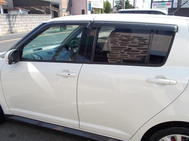 スイフト スポーツ　後期型　５ＭＴ　メモリーナビ　地デジＴＶ　１６インチアルミホイール　ドアミラーウインカー　スマートキー　ＥＴＣ　盗難防止システム　２０２３年製タイヤ／２０２４年製バッテリィー　禁煙車（50枚目）