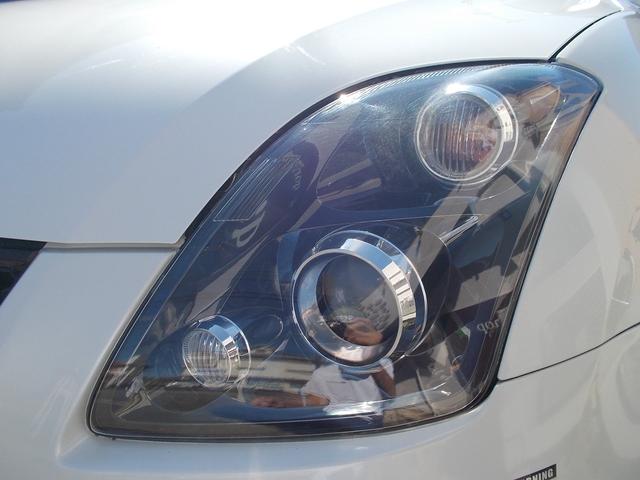 スイフト スポーツ Sリミテッド 特別仕様車 純正レカロ/ハーフレザーシート 前後ドラレコ HDDナビ フルセグTV DVD再生 白16インチアルミホイール 盗難防止システム ドアミラーウインカー スマートキー ETC HID 禁煙車(8枚目)