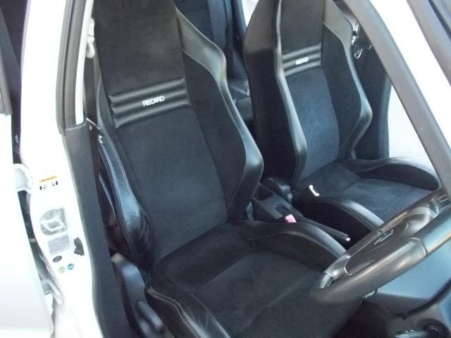 スイフト スポーツ Sリミテッド 特別仕様車 純正レカロ/ハーフレザーシート 前後ドラレコ HDDナビ フルセグTV DVD再生 白16インチアルミホイール 盗難防止システム ドアミラーウインカー スマートキー ETC HID 禁煙車(22枚目)