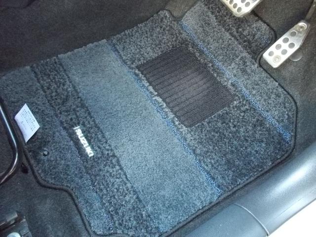 スイフト スポーツ Sリミテッド 特別仕様車 純正レカロ/ハーフレザーシート 前後ドラレコ HDDナビ フルセグTV DVD再生 白16インチアルミホイール 盗難防止システム ドアミラーウインカー スマートキー ETC HID 禁煙車(27枚目)