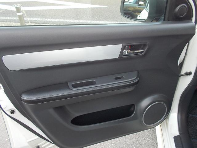 スイフト スポーツ Sリミテッド 特別仕様車 純正レカロ/ハーフレザーシート 前後ドラレコ HDDナビ フルセグTV DVD再生 白16インチアルミホイール 盗難防止システム ドアミラーウインカー スマートキー ETC HID 禁煙車(35枚目)