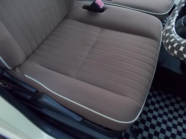 ミラココア ココアプラスＸスペシャルコーデ　特別仕様車　ルーフレール　クラシックルーフキャリア　スマートキー　アイドリングストップ　電格ミラー　ベンチシート　盗難防止システム　衝突安全ボディ　ＣＤ　Ｂｌｕｅｔｏｏｔｈ　ＥＴＣ　１オーナー　記録簿（23枚目）