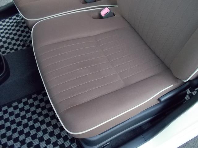 ミラココア ココアプラスＸスペシャルコーデ　特別仕様車　ルーフレール　クラシックルーフキャリア　スマートキー　アイドリングストップ　電格ミラー　ベンチシート　盗難防止システム　衝突安全ボディ　ＣＤ　Ｂｌｕｅｔｏｏｔｈ　ＥＴＣ　１オーナー　記録簿（36枚目）