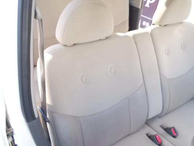 ���[���N���[�j���O�͕K�v�ɉ����āA�V�[�g��J�[�y�b�g�A�@�����肩��V����܂ŁA�O���镨�͂��ׂĊO���ēO��I�ɃN���[�j���O���Ă��܂��B