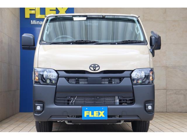 ロングスーパーＧＬ　マットブラック塗装　ＦＬＥＸＤｅｌｆｉｎｏオーバーフェンダー　ＦＬＥＸＰＡＷ１６インチＡＷ　ＴＯＹＯオープンカントリータイヤ１６インチ　パイオニア製７インチナビ　ビルトインＥＴＣ(3枚目)