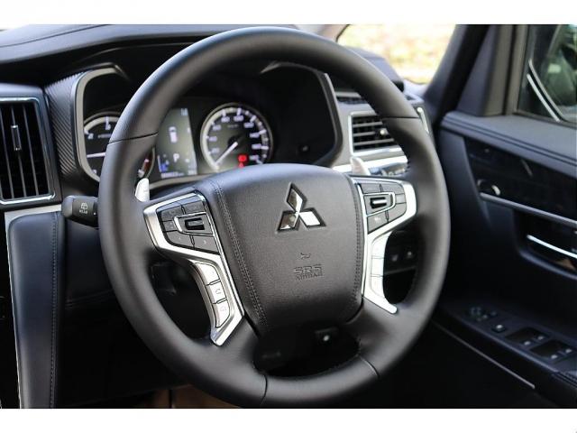 デリカD:5 ブラックエディション ブラックマイカ/電動ステップレス 7人乗り(12枚目)