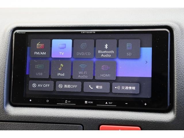 ハイエースバン ロングDX リヤクーラー・ヒーター付 WoodVillageBlackEdition FLEX T-Forceフロントスポイラー FLEX オーバーフェンダー FLEX NEXUSCREST 16インチAW(17枚目)