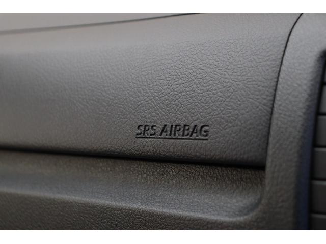 ハイエースバン ロングDX リヤクーラー・ヒーター付 WoodVillageBlackEdition FLEX T-Forceフロントスポイラー FLEX オーバーフェンダー FLEX NEXUSCREST 16インチAW(37枚目)