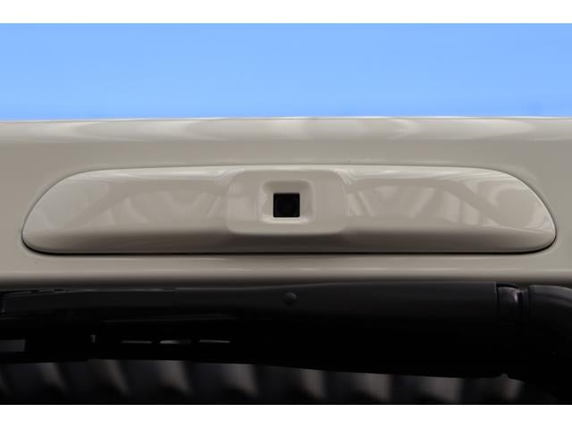 ハイエースバン ロングDX リヤクーラー・ヒーター付  FLEX T-Forceフロントスポイラー FLEX NEXUSCREST 16インチAW  FLEX ClassicLEDテールランプ パイオニア製SDナビ(38枚目)
