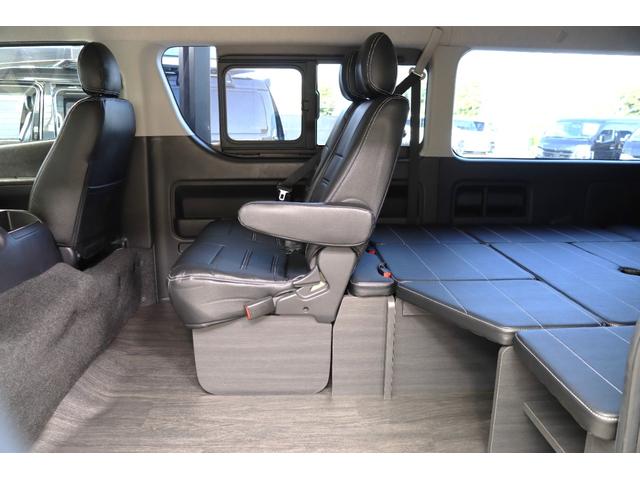 ハイエースワゴン ＧＬ　ロング　フロントスポイラーオーバーフェンダー　Ｄｅｌｆ０６　１８インチＡＷＴＯＹＯタイヤ１８インチＦＬＥＸアルティメットＬＥＤテールランプ純正７インチＳＤナビゲーション純正１０．２インチフリップダウンモニター（22枚目）
