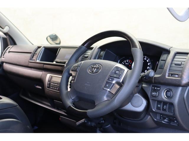 ハイエースワゴン ＧＬ　ロング　フロントスポイラーオーバーフェンダー　Ｄｅｌｆ０６　１８インチＡＷＴＯＹＯタイヤ１８インチＦＬＥＸアルティメットＬＥＤテールランプ純正７インチＳＤナビゲーション純正１０．２インチフリップダウンモニター（31枚目）