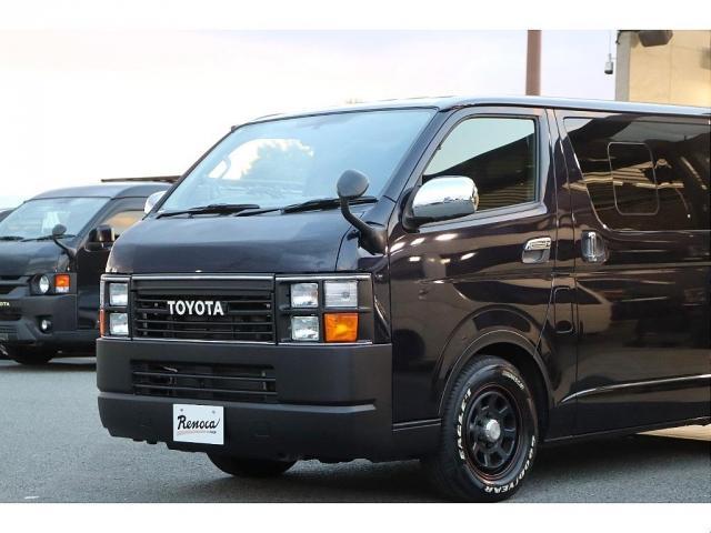 ハイエースバン スーパーＧＬ　ダークプライム　Ｃｏａｓｔｌｉｎｅｓ　Ｒｅｎｏｃａ角目フェイスキット　ＲＡＤＩＡＮＣＥ　ＤＡＹＴＯＮＡ１６インチホイール　グッドイヤーナスカータイヤ　パイオニア製７インチナビ　社外デジタルインナーミラー　ベッドキット（8枚目）