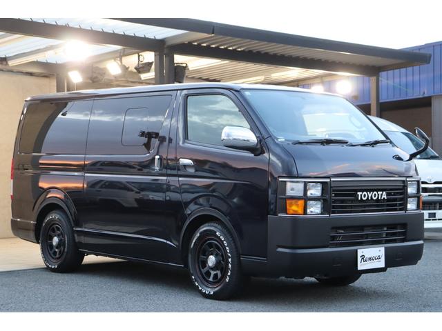 ハイエースバン スーパーＧＬ　ダークプライム　Ｃｏａｓｔｌｉｎｅｓ　Ｒｅｎｏｃａ角目フェイスキット　ＲＡＤＩＡＮＣＥ　ＤＡＹＴＯＮＡ１６インチホイール　グッドイヤーナスカータイヤ　パイオニア製７インチナビ　社外デジタルインナーミラー　ベッドキット（35枚目）