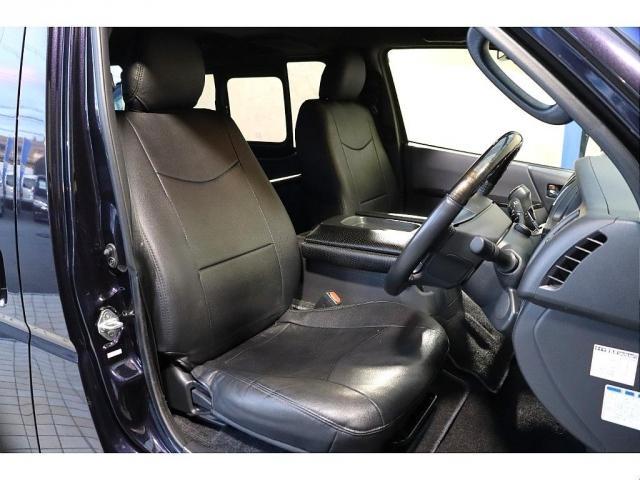 ハイエースバン スーパーＧＬ　ダークプライムＩＩ　バッドフェイスボンネット　新品ＦＬＥＸ　ＤＥＬＦ０６　１７インチＡＷ　新品ＦＬＥＸ　オメガＬＥＤテールランプ　ＴＯＹＯＴＡ純正７インチナビ　新品ＦＬＥＸ　オーバーフェンダー　ナスカータイヤ（14枚目）