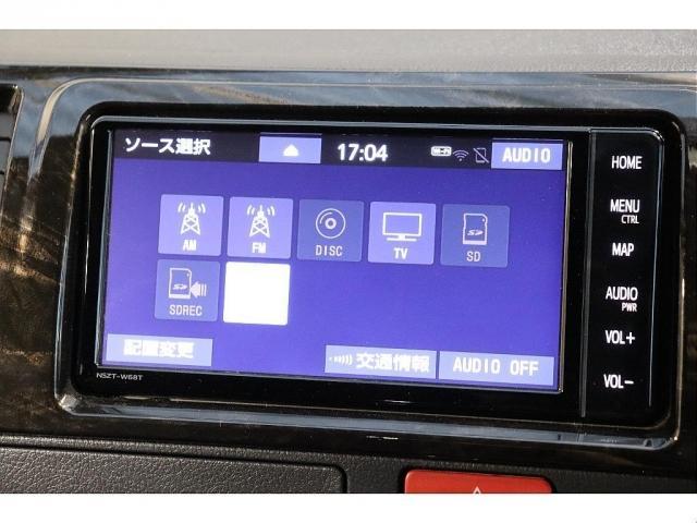 ハイエースバン スーパーＧＬ　ダークプライムＩＩ　バッドフェイスボンネット　新品ＦＬＥＸ　ＤＥＬＦ０６　１７インチＡＷ　新品ＦＬＥＸ　オメガＬＥＤテールランプ　ＴＯＹＯＴＡ純正７インチナビ　新品ＦＬＥＸ　オーバーフェンダー　ナスカータイヤ（19枚目）