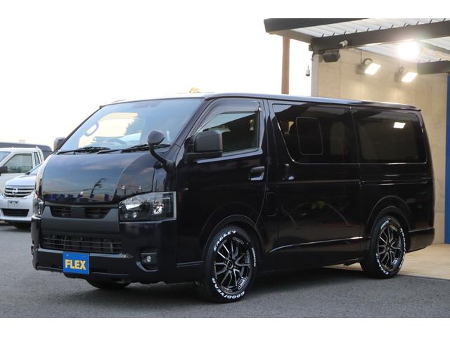 ハイエースバン スーパーＧＬ　ダークプライムＩＩ　バッドフェイスボンネット　新品ＦＬＥＸ　ＤＥＬＦ０６　１７インチＡＷ　新品ＦＬＥＸ　オメガＬＥＤテールランプ　ＴＯＹＯＴＡ純正７インチナビ　新品ＦＬＥＸ　オーバーフェンダー　ナスカータイヤ（31枚目）