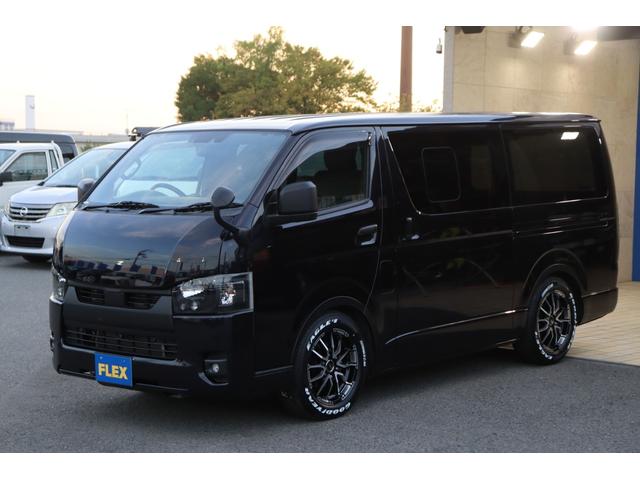 ハイエースバン スーパーＧＬ　ダークプライムＩＩ　バッドフェイスボンネット　新品ＦＬＥＸ　ＤＥＬＦ０６　１７インチＡＷ　新品ＦＬＥＸ　オメガＬＥＤテールランプ　ＴＯＹＯＴＡ純正７インチナビ　新品ＦＬＥＸ　オーバーフェンダー　ナスカータイヤ（32枚目）