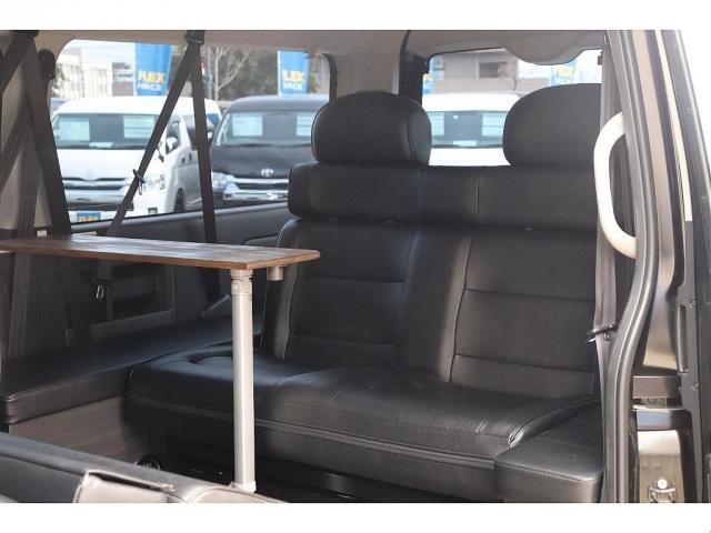 ハイエースワゴン 　ＧＬ　ＦＬＥＸ　Ｄｅｌｆｉｎｏフロントスポイラー　ＦＬＥＸ　オーバーフェンダー　２インチローダウン　新品ＦＬＥＸ　Ｄｅｌｆ０６　１７インチＡＷ　新品ＴＯＹＯタイヤ　ＦＬＥＸアルティメットテール（15枚目）