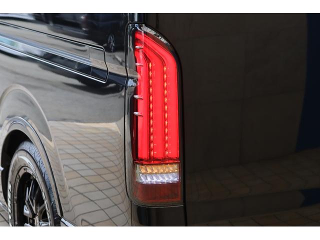 ハイエースワゴン 　ＧＬ　ＦＬＥＸ　Ｄｅｌｆｉｎｏフロントスポイラー　ＦＬＥＸ　オーバーフェンダー　２インチローダウン　新品ＦＬＥＸ　Ｄｅｌｆ０６　１７インチＡＷ　新品ＴＯＹＯタイヤ　ＦＬＥＸアルティメットテール（35枚目）