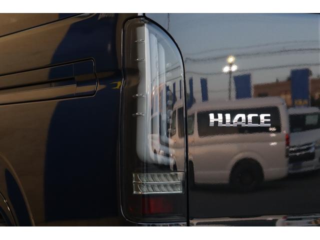 ハイエースワゴン ＧＬ　ロング　ＦＬＥＸ　Ｔフォースフロントスポイラー　ＦＬＥＸ　Ｄｅｌｆｉｎｏオーバーフェンダー　ＦＬＥＸ　ＮＣ１　１６インチＡＷ　ＴＯＹＯオープンカントリー１６インチタイヤ　ＦＬＥＸ　アルティメット　ＬＥＤテール（37枚目）