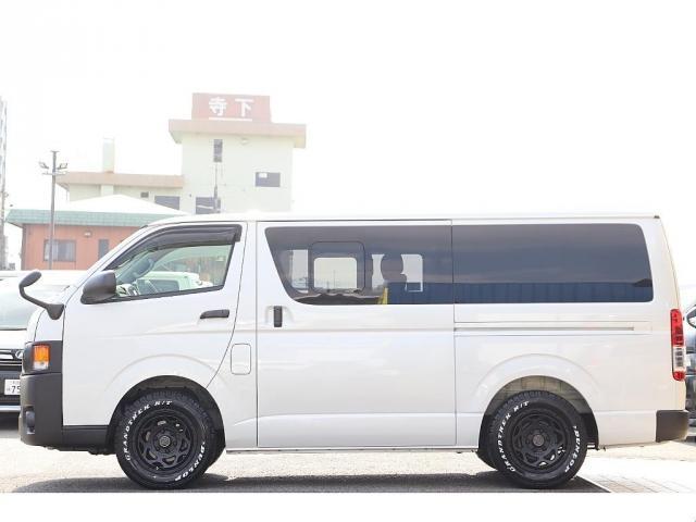 ハイエースバン スーパーGL ダークプライム Re classic社外製ボンネットDUNLOP GRANDTEK16インチタイヤNEXUSTRAIL16インチAWFLEXクラシックシートカバーベッドキット木目調カーゴパネルパナソニック7インチナビ(10枚目)