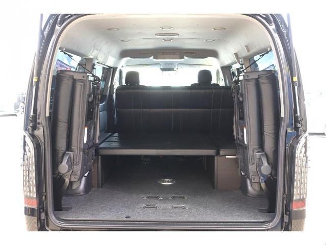 ハイエースワゴン ＧＬ　ロング　アレンジＡＳ　ＦＬＥＸ　Ｄｅｌｆｉｎｏフロントスポイラー　ＦＬＥＸ　Ｄｅｌｆｉｎｏオーバーフェンダー　ＦＬＥＸ　Ｄｅｌｆ０２　１７インチＡＷ　２インチローダウン　ＦＬＥＸ　レザー調シートカバー（16枚目）