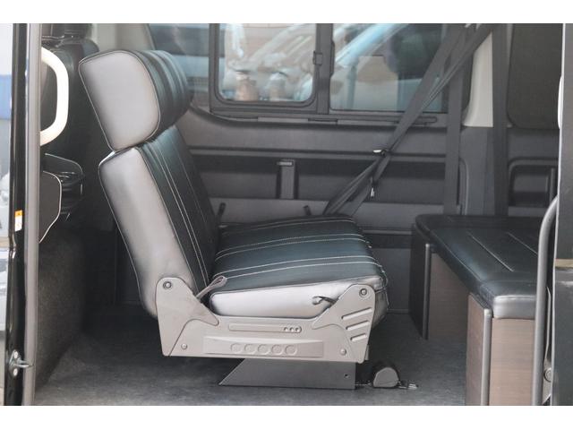 ハイエースワゴン ＧＬ　ロング　アレンジＡＳ　ＦＬＥＸ　Ｄｅｌｆｉｎｏフロントスポイラー　ＦＬＥＸ　Ｄｅｌｆｉｎｏオーバーフェンダー　ＦＬＥＸ　Ｄｅｌｆ０２　１７インチＡＷ　２インチローダウン　ＦＬＥＸ　レザー調シートカバー（28枚目）