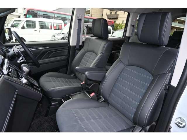 デリカＤ：５ シャモニー　１１型ナビ　前後ドラレコ　全周囲カメラ　アイドリングＳ　アクティブクルーズコントロール　イモビ　衝突被害軽減装置　Ｂモニター　サイドカメラ　ＥＴＣ　助手席エアバッグ　地デジＴＶ　電動リアゲート　４ＷＤ（14枚目）