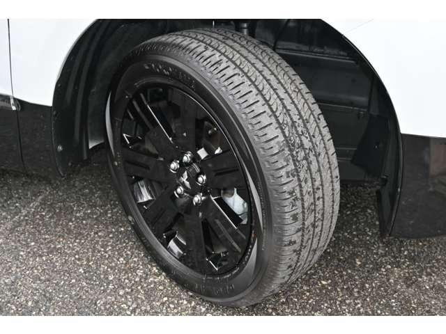 デリカＤ：５ シャモニー　１１型ナビ　前後ドラレコ　全周囲カメラ　アイドリングＳ　アクティブクルーズコントロール　イモビ　衝突被害軽減装置　Ｂモニター　サイドカメラ　ＥＴＣ　助手席エアバッグ　地デジＴＶ　電動リアゲート　４ＷＤ（19枚目）