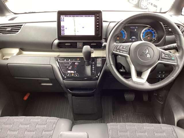 デリカミニ Ｔ　プレミアム　カスタム仕様　両側電動スライドドア　フルセグＴＶ　ＬＥＤランプ　クルコン　キーレスエントリー　ＡＢＳ　エアバッグ　パワステ　ベンチシート　オートエアコン　ターボ車　フロントカメラ　バックカメラ（7枚目）