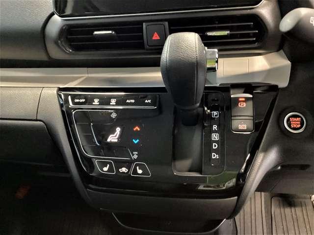 デリカミニ Ｔ　プレミアム　９型ナビ　ＭＩ－ＰＩＬＯＴ　デジタルルームミラー　衝突軽減装置　ターボエンジン　ナビＴＶ　寒冷地　パワステ　フルタイム４ＷＤ　エアバッグ　ＬＥＤヘッド　ＥＳＣ　サイドカメラ　クルコン　インテリキー（15枚目）