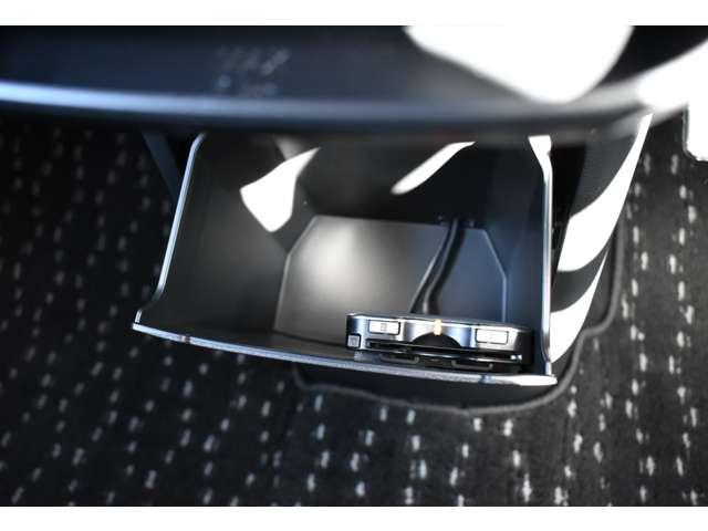 ｅＫクロススペース Ｇ　先進安全ＰＫＧ　メモリーナビ　全周囲カメラ　３６０°カメラ　ブレーキサポート　盗難防止装置　Ｒカメラ　ＬＥＤ　ＤＶＤ再生　フルセグ　ＥＴＣ　横滑り防止装置　メモリナビ　スマートキー　シートヒーター（9枚目）