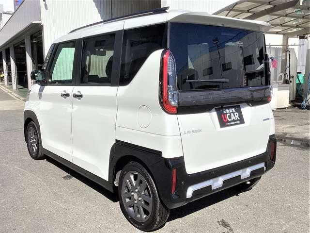 デリカミニ Ｇ　プレミアム　ナビ　両側電動スライドドア　ＥＴＣ　ＬＥＤ　Ａクルコン　シートヒーター　ＥＴＣ　ベンチシート　エアコン　コーナーセンサー　パワステ　アルミホイール　キーレスエントリー　エアバッグ　スマートキー　ＡＢＳ（3枚目）