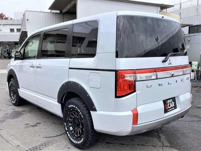 デリカD:5 P カスタム仕様 11型ナビ 電動ステップ Bモニター 地デジ LEDヘッドランプ DVD再生 ナビTV シートヒーター 4WD 電動シ-ト 寒冷地仕様 メモリナビ ABS 3列 オートエアコン ASC(3枚目)