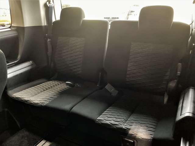 デリカD:5 P カスタム仕様 11型ナビ 電動ステップ Bモニター 地デジ LEDヘッドランプ DVD再生 ナビTV シートヒーター 4WD 電動シ-ト 寒冷地仕様 メモリナビ ABS 3列 オートエアコン ASC(18枚目)