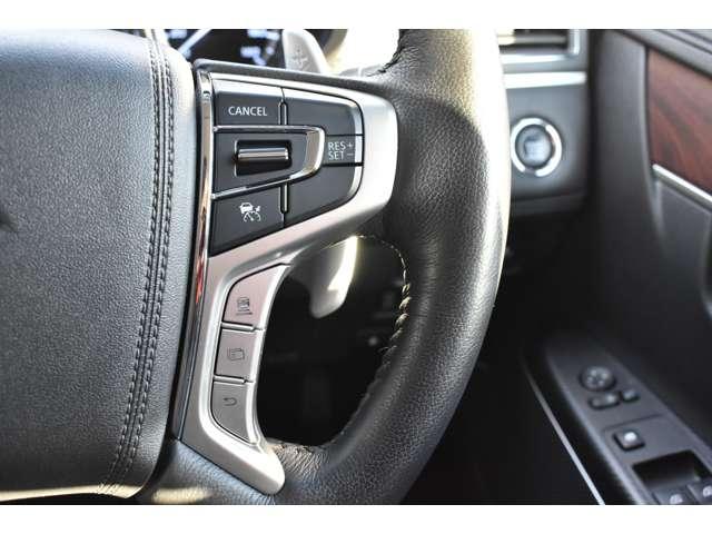 デリカＤ：５ Ｐ　１１型ナビ　本革シート　前後ドラレコ　レザーシート　Ｂモニター　地デジ　ＬＥＤヘッドランプ　ＤＶＤ再生　ナビＴＶ　シートヒーター　ＥＴＣ　４ＷＤ　電動シ－ト　寒冷地仕様　メモリナビ　ＡＢＳ　３列（8枚目）