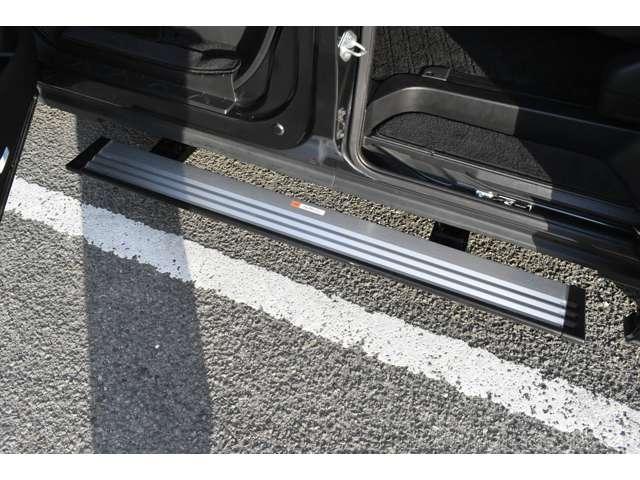 デリカＤ：５ Ｐ　１１型ナビ　本革シート　前後ドラレコ　レザーシート　Ｂモニター　地デジ　ＬＥＤヘッドランプ　ＤＶＤ再生　ナビＴＶ　シートヒーター　ＥＴＣ　４ＷＤ　電動シ－ト　寒冷地仕様　メモリナビ　ＡＢＳ　３列（10枚目）