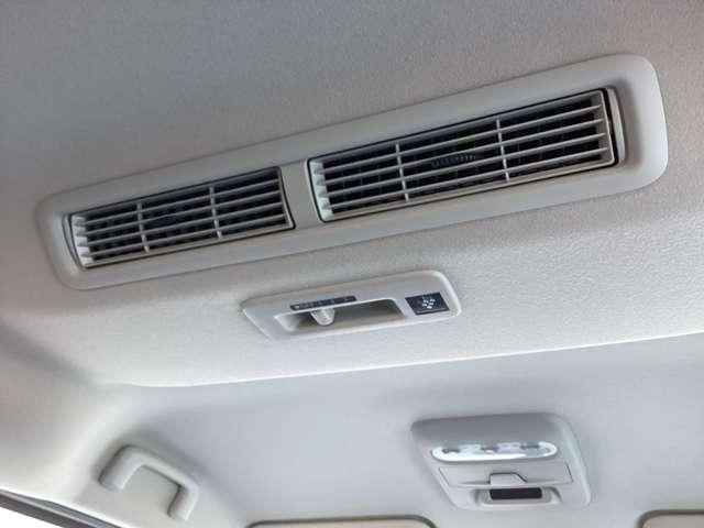 デリカミニ Ｔ　プレミアム　ナビ　両側電動スライドドア　ＭＩ‐ＰＩＬＯＴ　衝突軽減装置　ターボエンジン　ナビＴＶ　寒冷地　パワステ　フルタイム４ＷＤ　エアバッグ　ＬＥＤヘッド　ＥＳＣ　サイドカメラ　クルコン　インテリキー　ＡＢＳ（18枚目）