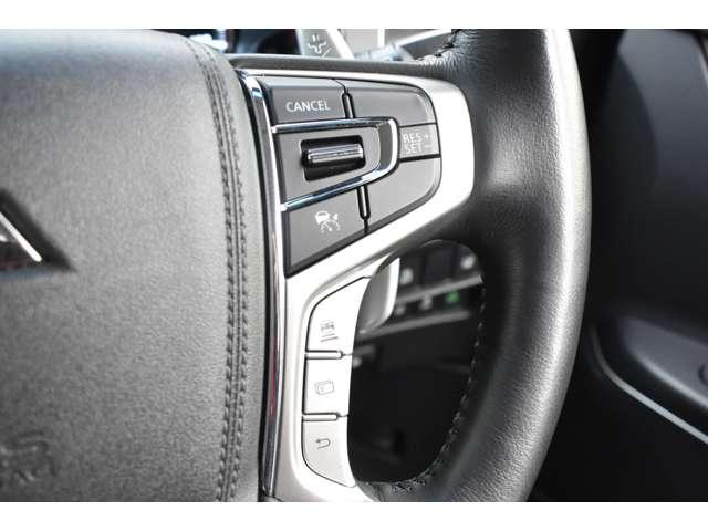 デリカD:5 P メモリーナビ 電動サイドステップ ETC Bモニター 地デジ LEDヘッドランプ DVD再生 ナビTV シートヒーター ETC 4WD 電動シ-ト 寒冷地仕様 メモリナビ ABS 3列 オートエアコン(8枚目)