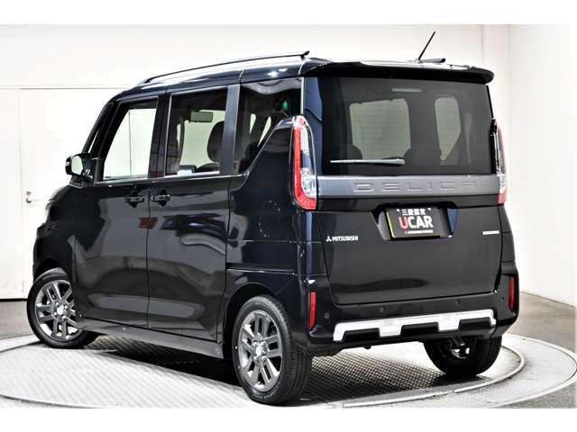 デリカミニ Ｇ　プレミアム　ナビ　ＭＩ‐ＰＩＬＯＴ　デジタルルームミラー　ＬＥＤ　Ａクルコン　シートヒーター　ベンチシート　エアコン　コーナーセンサー　パワステ　アルミホイール　キーレスエントリー　エアバッグ　スマートキー（3枚目）