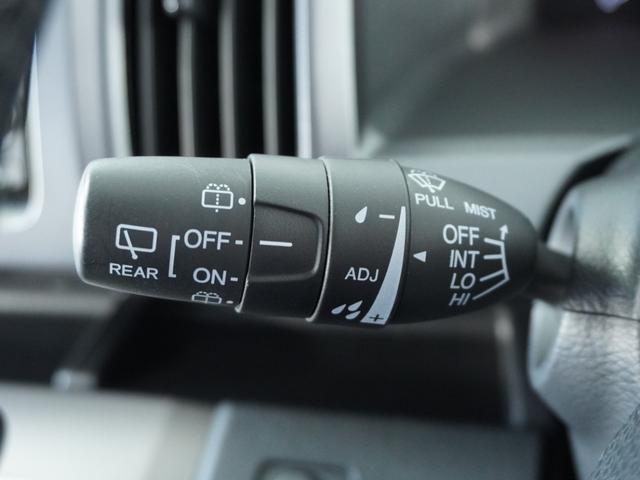 ステップワゴンスパーダ Ｓサイドリフトアップシート車　福祉車両ナビ両側電動扉ＲカメＥＴＣドラレコ（42枚目）