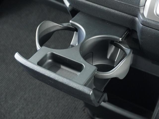 ステップワゴンスパーダ Ｓサイドリフトアップシート車　福祉車両ナビ両側電動扉ＲカメＥＴＣドラレコ（49枚目）