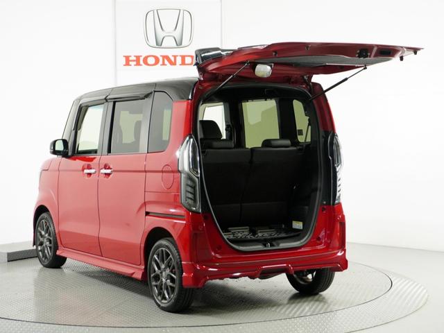 N-BOXカスタム G・Lターボホンダセンシング 4WD/衝突被害軽減システム/ドライブレコーダー/純正ナビゲーション/バックカメラ/フルセグTV/Bluetooth接続音楽再生/USB接続音楽再生/シートヒーター/両側電動スライドドア/ETC車載器(17枚目)